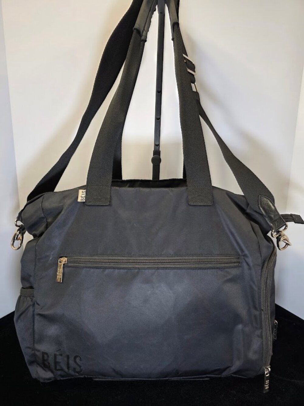 Beis The Pumping Bag in Black